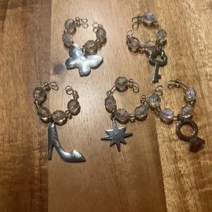 ⭐️4/$20 BUNDLE ITEM⭐️ Wine glass charms!